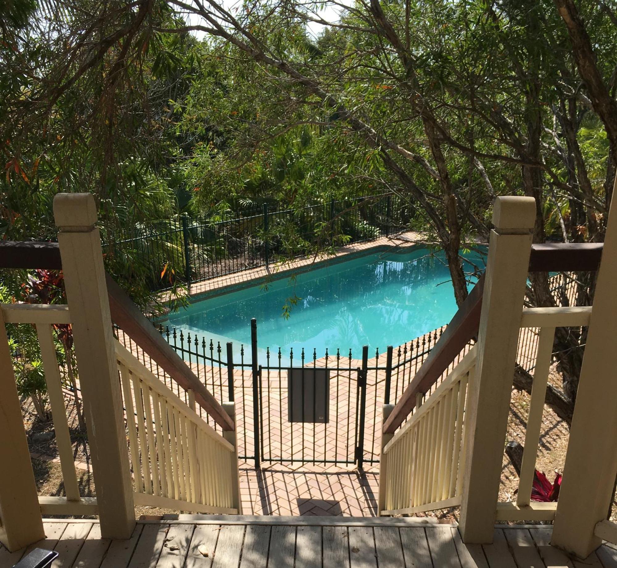 Tranquil Garden Hideaway Apartment Ormeau Ngoại thất bức ảnh